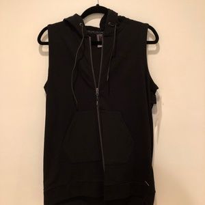 Mondetta long terry vest yoga with hoodie, NWT